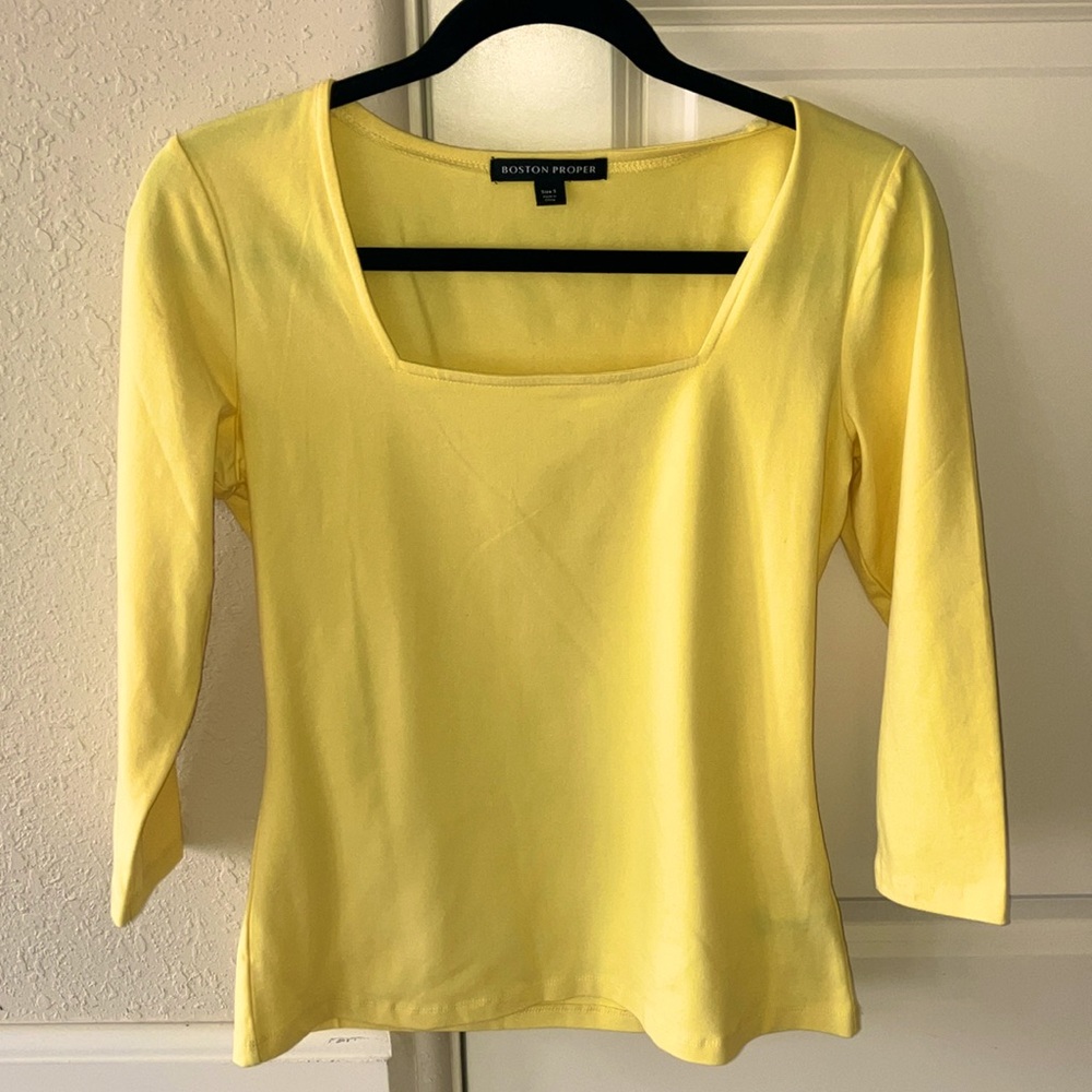 💛NWOT Boston Proper Yellow Scoop Neck Top💛